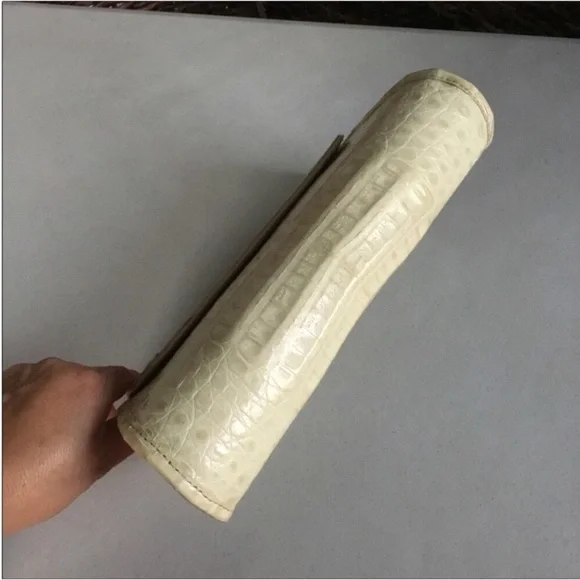 FRANCESCO SANTORO BEVERLY HILLS CROCODILE EMBOSSED HAND CLUTCH  INTERIOR SUEDE - Picture 5 of 15